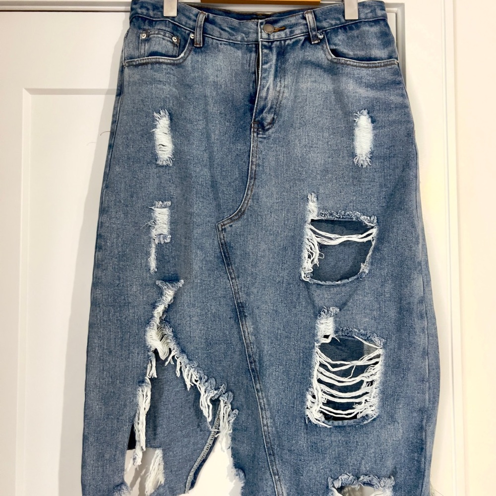 NWT Distressed Denim Jean Skirt